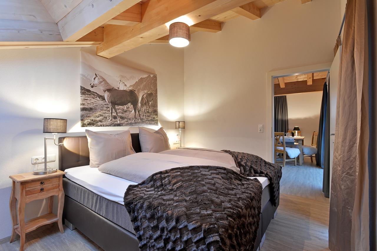 Narzenhof Wellness Chalets, Familien & Luxus Apartments Am Bauernhof Sankt Johann in Tirol Luaran gambar