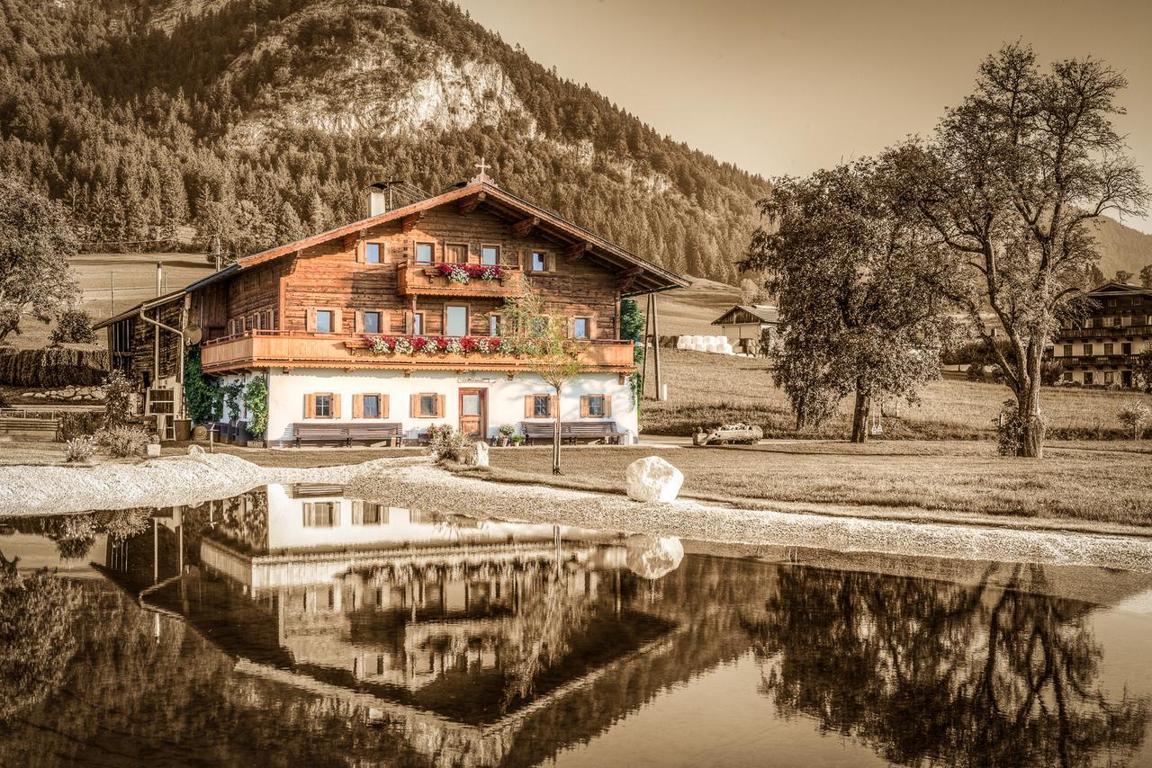 Narzenhof Wellness Chalets, Familien & Luxus Apartments Am Bauernhof Sankt Johann in Tirol Luaran gambar